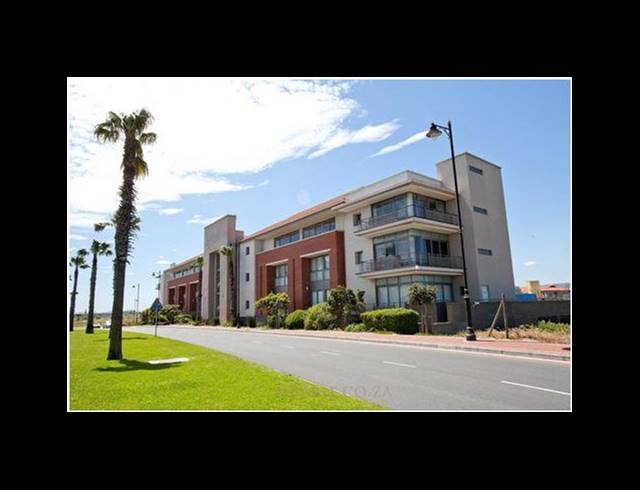 369M² OFFICE TO LET IN CENTURY CITY